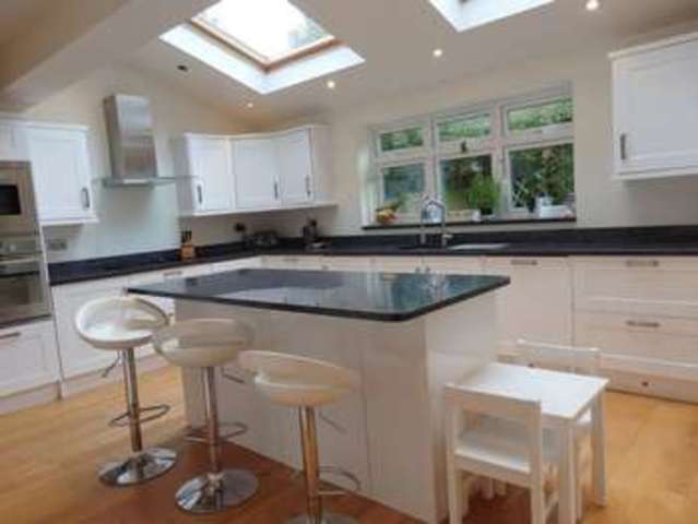  Image of 4 bedroom Detached house to rent in Nork Gardens Banstead SM7 at Nork Gardens  Banstead, SM7 1NZ