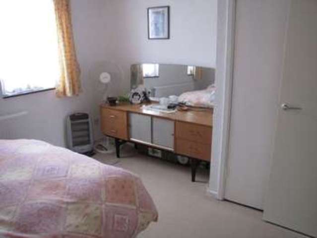 Image of 2 bedroom Flat for sale in North Row Milton Keynes MK9 at North Row CMK Milton Keynes, MK9 3BH