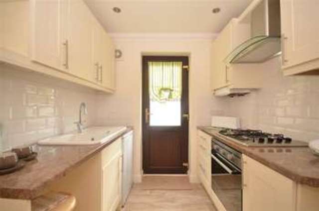  Image of 2 bedroom Apartment for sale in North Street Emsworth PO10 at Emsworth Hampshire Emsworth, PO10 7PN