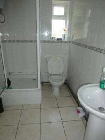  Image of 6 bedroom House Share to rent in Oak Tree Lane Selly Oak Birmingham B29 at Selly Oak Bristol Selly Oak, B29 6HX