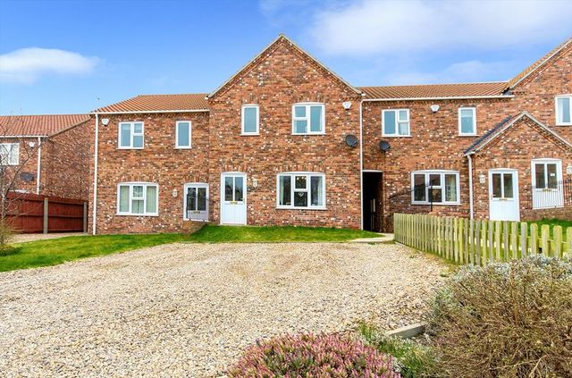 Image of 3 bedroom Terraced house for sale in Oaktree Meadow Horncastle LN9 at Oaktree Meadow  Horncastle, LN9 5PG
