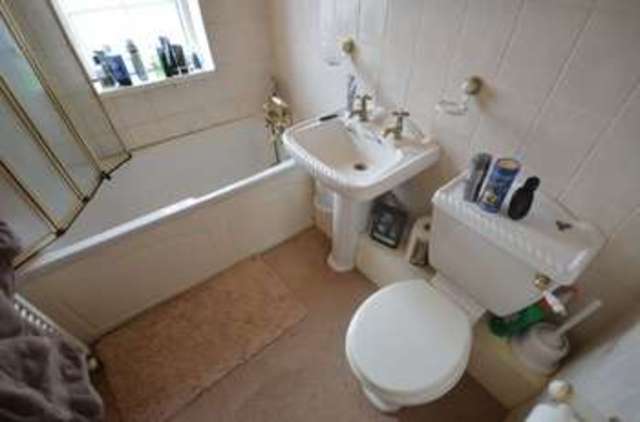  Image of 2 bedroom Terraced house for sale in Oakway Birkenshaw Bradford BD11 at Oakway Birkenshaw Bradford, BD11 2PG