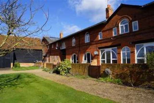 Image of 3 bedroom Detached house to rent in Guileshill Lane Ockham Woking GU23 at Ockham, GU23 6NG