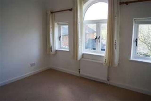  Image of 3 bedroom Detached house to rent in Guileshill Lane Ockham Woking GU23 at Ockham, GU23 6NG