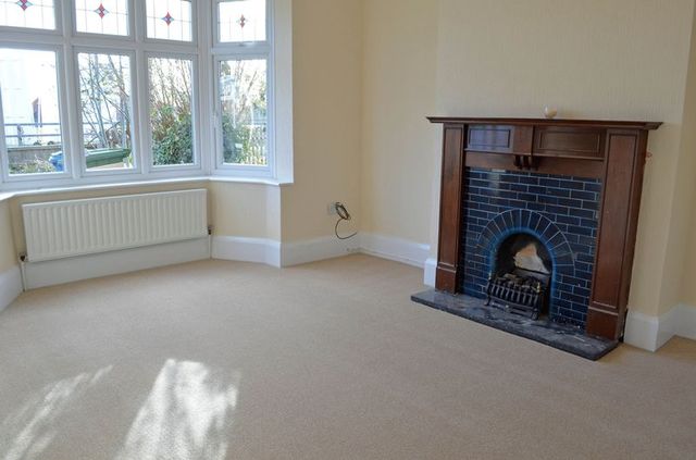  Image of 5 bedroom Semi-Detached house for sale in Ollerton Road Retford DN22 at Ollerton Road  Retford, DN22 7TQ