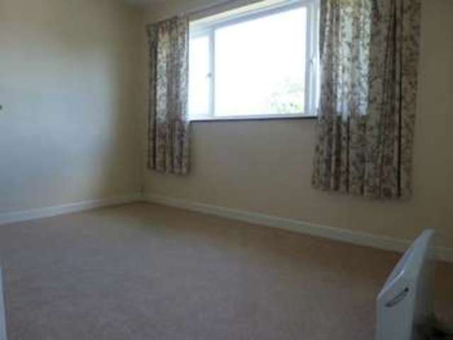  Image of 1 bedroom Flat to rent in Kerswell Green Worcester WR5 at Kerswell Green Kempsey Worcester, WR5 3PF