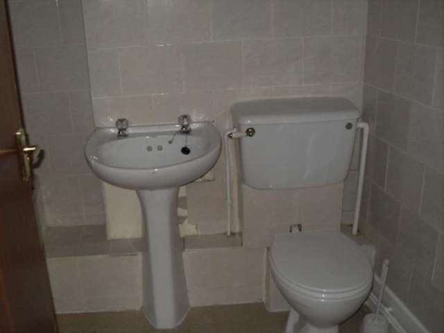  Image of 1 bedroom Flat to rent in Liverpool Road Ainsdale Southport PR8 at Liverpool Road Birkdale Southport, PR8 4AY