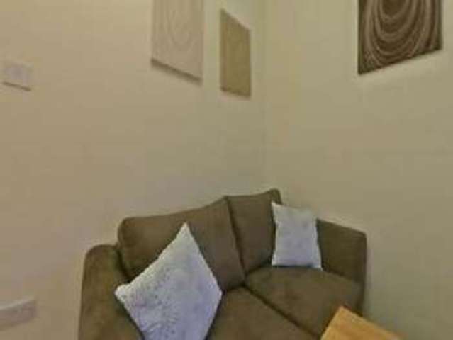  Image of 4 bedroom House Share to rent in Osmaston Street Nottingham NG7 at Lenton Bristol Lenton, NG7 1SD