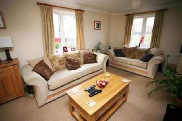  Image of 3 bedroom Detached house for sale in Osmund Road Devizes SN10 at DEVIZES SN10 DEVIZES, SN10 3GD