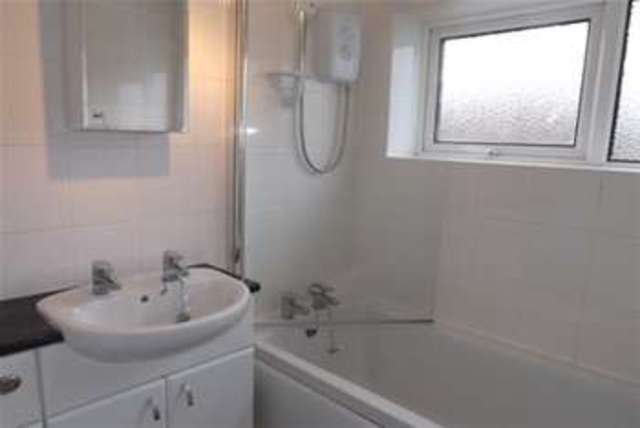  Image of 3 bedroom Detached house to rent in Pailton Road Shirley Solihull B90 at Solihull, B90 3NZ