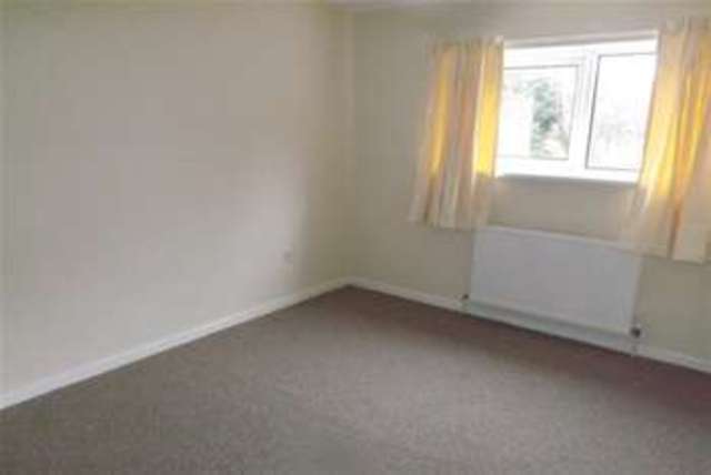  Image of 3 bedroom Detached house to rent in Pailton Road Shirley Solihull B90 at Solihull, B90 3NZ