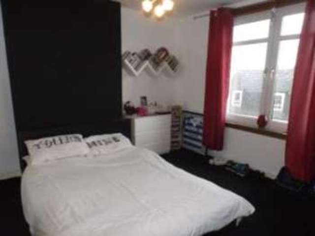  Image of 3 bedroom End of Terrace for sale in Palmer Avenue Glasgow G13 at Knightswood Glasgow Drumchapel, G13 2LL