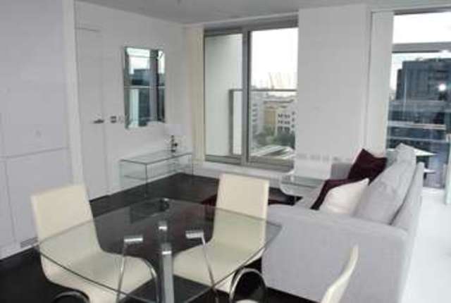 Image of 1 bedroom Flat to rent in Pan Peninsula Square London E14 at London, E14 9HP