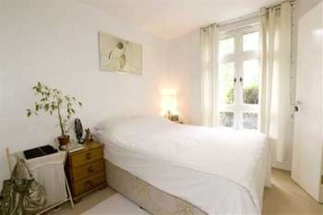  Image of 1 bedroom Flat to rent in Fairfield Road London E3 at Bow Quarter, E3 2UT
