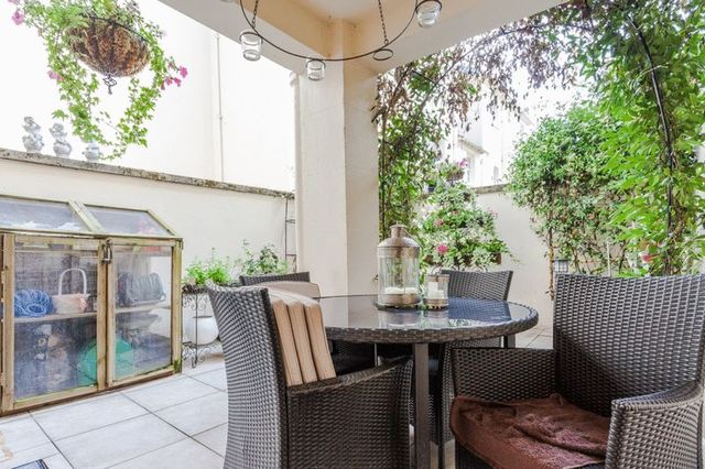  Image of 3 bedroom Semi-Detached house for sale in Park Village West London NW1 at Park Village West Regents Park London, NW1 4AE