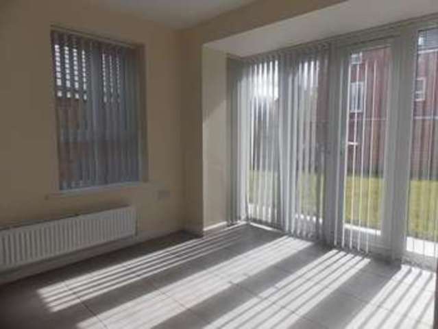  Image of 3 bedroom Terraced house to rent in Shinglers Drive Tipton DY4 at Parkers Way  Tipton, DY4 9EJ