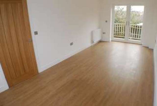  Image of 2 bedroom Detached house to rent in Ringwood Road Parkstone Poole BH12 at Poole, BH12 3LH