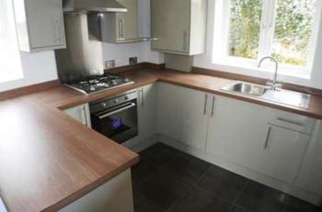  Image of 2 bedroom Detached house to rent in Ringwood Road Parkstone Poole BH12 at Poole, BH12 3LH