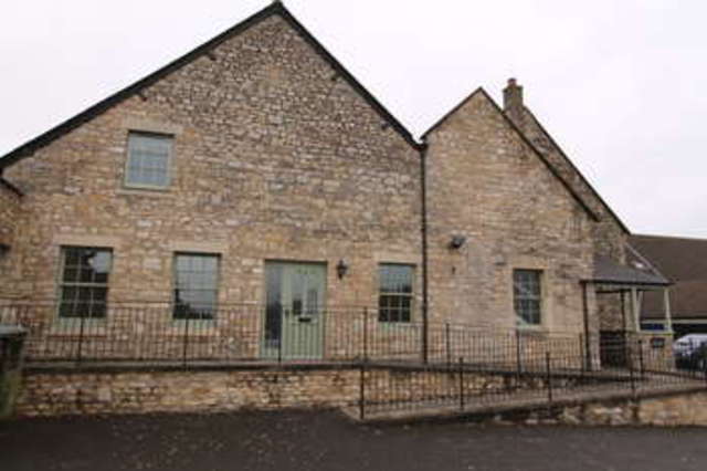 Image of 2 bedroom Flat to rent in Park Road Paulton Bristol BS39 at Paulton Bristol Avon, BS39 7NG