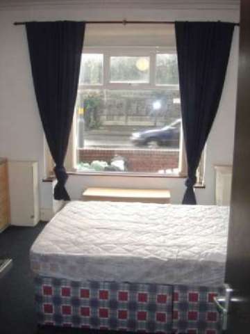  Image of 6 bedroom House Share to rent in Pershore Road Selly Park Birmingham B29 at Selly Park Bristol Selly Park, B29 7HG