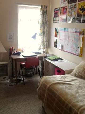  Image of 6 bedroom House Share to rent in Pershore Road Selly Park Birmingham B29 at Selly Park Bristol Selly Park, B29 7PU