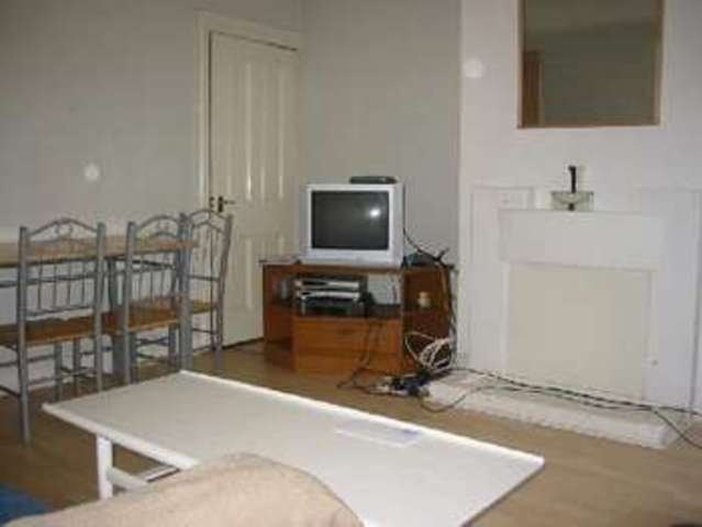  Image of 6 bedroom House Share to rent in Pershore Road Selly Park Birmingham B29 at Selly Park Bristol Selly Park, B29 7PX