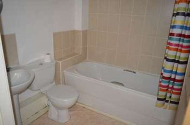  Image of 1 bedroom Flat for sale in Planewood Gardens Lowton Warrington WA3 at Planewood Gardens Lowton Warrington, WA3 2BS