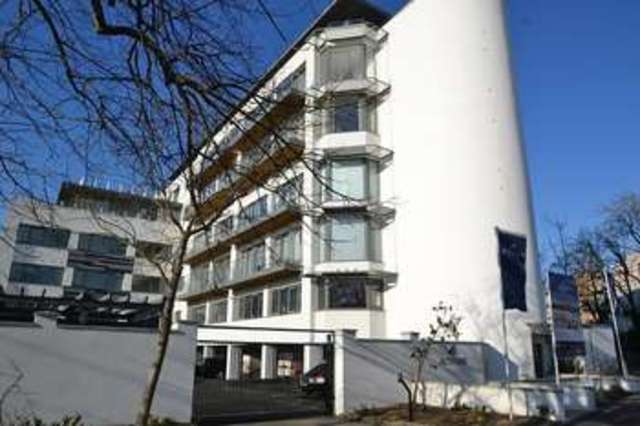  Image of 2 bedroom Flat for sale in Seldown Lane Poole BH15 at Seldown Lane  Poole, BH15 1EU