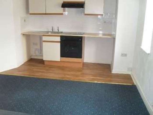  Image of 5 bedroom House Share to rent in Poole Crescent Harborne Birmingham B17 at Harborne Bristol Harborne, B17 0PB
