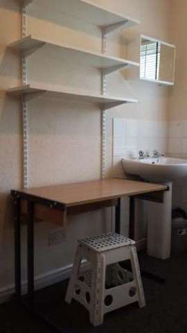  Image of 4 bedroom House Share to rent in Poole Crescent Harborne Birmingham B17 at Harborne Bristol Harborne, B17 0PD