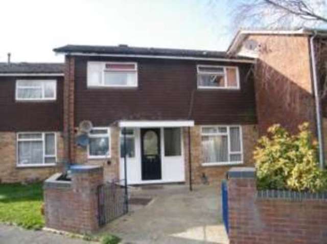  Image of 3 bedroom Terraced house for sale in Junction Road Hamworthy Poole BH16 at Poole Dorset Upton, BH16 5DB