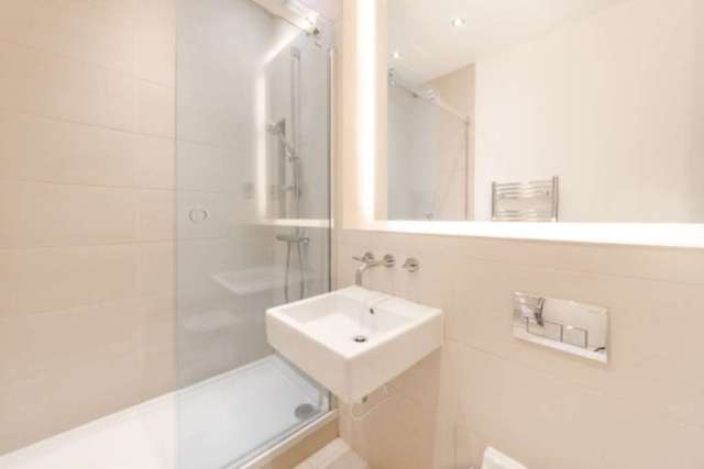  Image of 3 bedroom Flat to rent in Porchester Square London W2 at Porchester Square Royal Oak London, W2 6AN