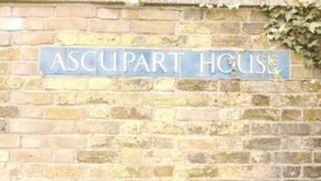  Image of 2 bedroom Property to rent in Portswood Road Southampton SO17 at Portswood Road  Southampton, SO17 2US