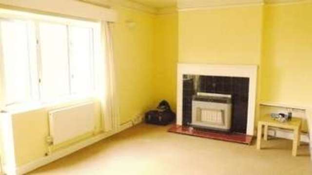  Image of 2 bedroom Property to rent in Portswood Road Southampton SO17 at Portswood Road  Southampton, SO17 2US
