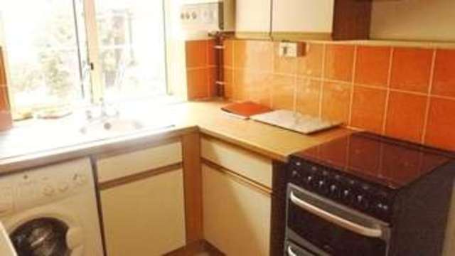  Image of 2 bedroom Property to rent in Portswood Road Southampton SO17 at Portswood Road  Southampton, SO17 2US