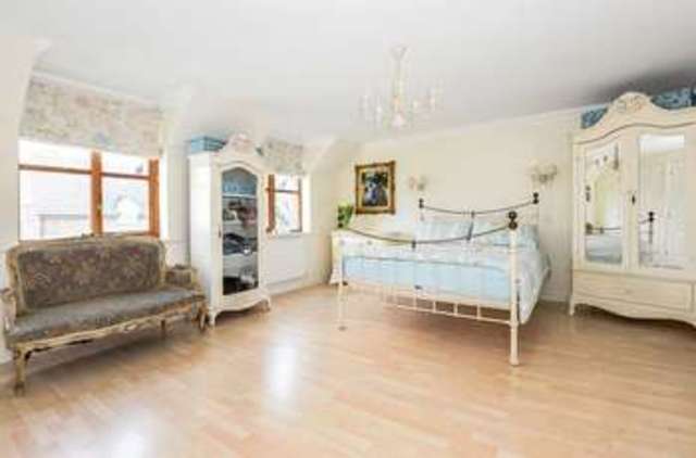  Image of 5 bedroom Detached house for sale in The Avenue Hambrook Chichester PO18 at The Avenue  Hambrook, PO18 8TT