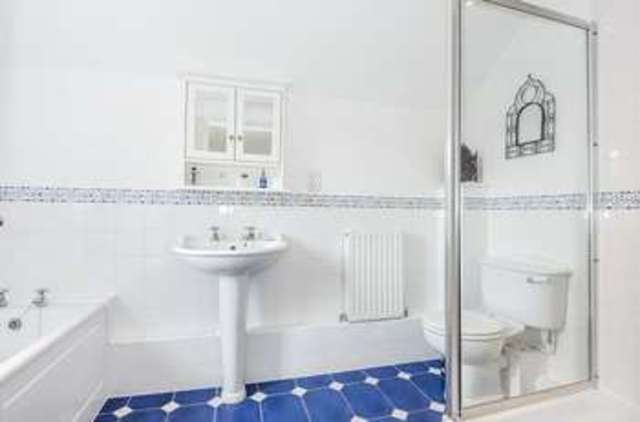  Image of 5 bedroom Detached house for sale in The Avenue Hambrook Chichester PO18 at The Avenue  Hambrook, PO18 8TT