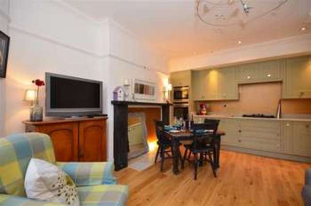  Image of 2 bedroom Flat for sale in Powis Square Brighton BN1 at Brighton East Sussex Brighton, BN1 3HH