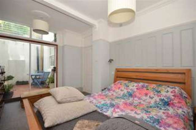  Image of 2 bedroom Flat for sale in Powis Square Brighton BN1 at Brighton East Sussex Brighton, BN1 3HH