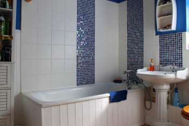  Image of 3 bedroom Terraced house for sale in Prince Albert Road Southsea PO4 at Southsea  Hants, PO4 9HS