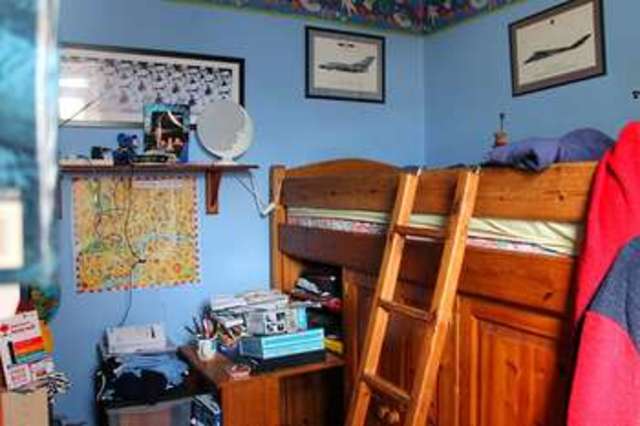  Image of 3 bedroom Terraced house for sale in Prince Albert Road Southsea PO4 at Southsea  Hants, PO4 9HS
