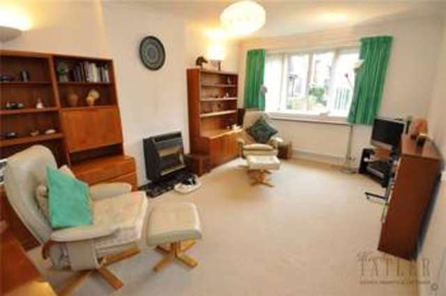  Image of 2 bedroom Retirement Property for sale in Smallwood Mews Heswall Wirral CH60 at Heswall Wirral Heswall, CH60 6TE
