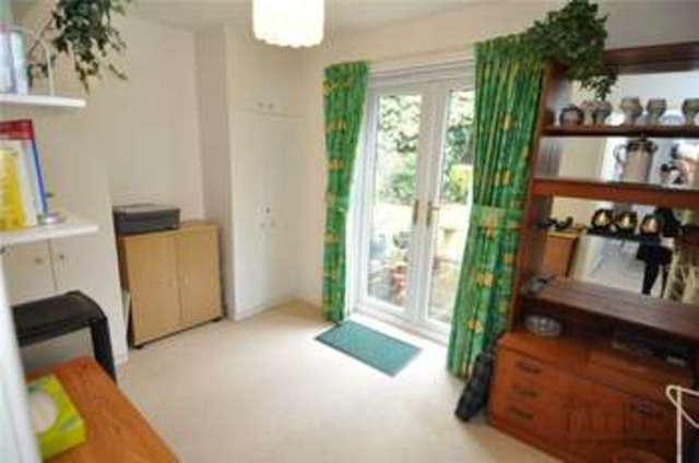  Image of 2 bedroom Retirement Property for sale in Smallwood Mews Heswall Wirral CH60 at Heswall Wirral Heswall, CH60 6TE