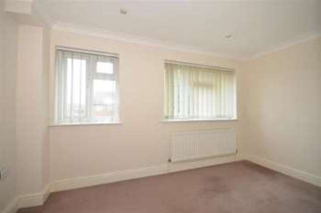  Image of 2 bedroom Detached house for sale in Queens Avenue Snodland ME6 at Snodland Kent Snodland, ME6 5BL