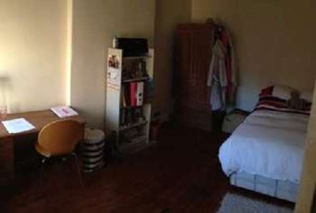  Image of 5 bedroom House Share to rent in Queens Road Beeston Nottingham NG9 at Beeston Bristol Beeston, NG9 2BB