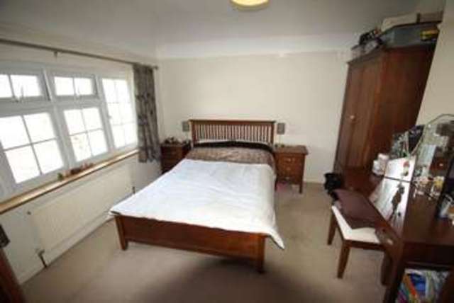  Image of 4 bedroom Semi-Detached house for sale in Raymond Road Beckenham BR3 at Beckenham, BR3 4AR