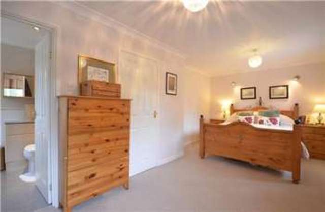  Image of 5 bedroom Detached house for sale in Rayners Close Fowlmere Royston SG8 at Fowlmere, SG8 7TF