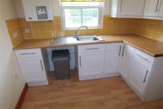  Image of 2 bedroom Terraced house to rent in Bridge Street St. Blazey Par PL24 at St Blazey, PL24 2NB
