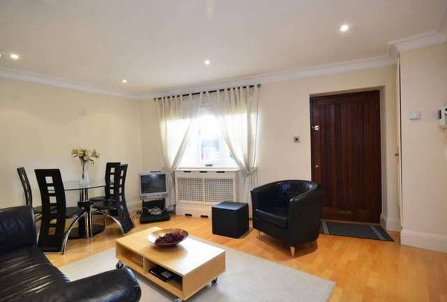  Image of 1 bedroom Apartment to rent in Regency Street London SW1P at Regency Street Westminster London, SW1P 4DB