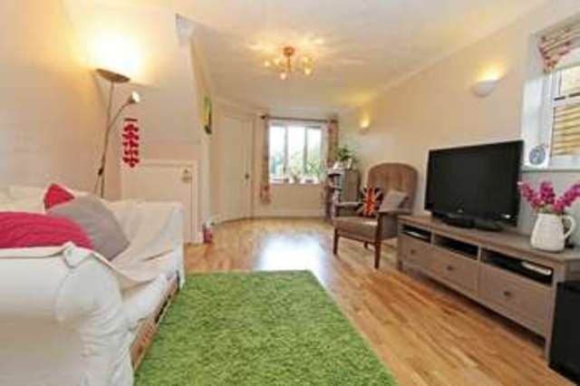  Image of 2 bedroom End of Terrace to rent in Chilmark Court Riverside Close Liss GU33 at Liss Hampshire, GU33 7SA